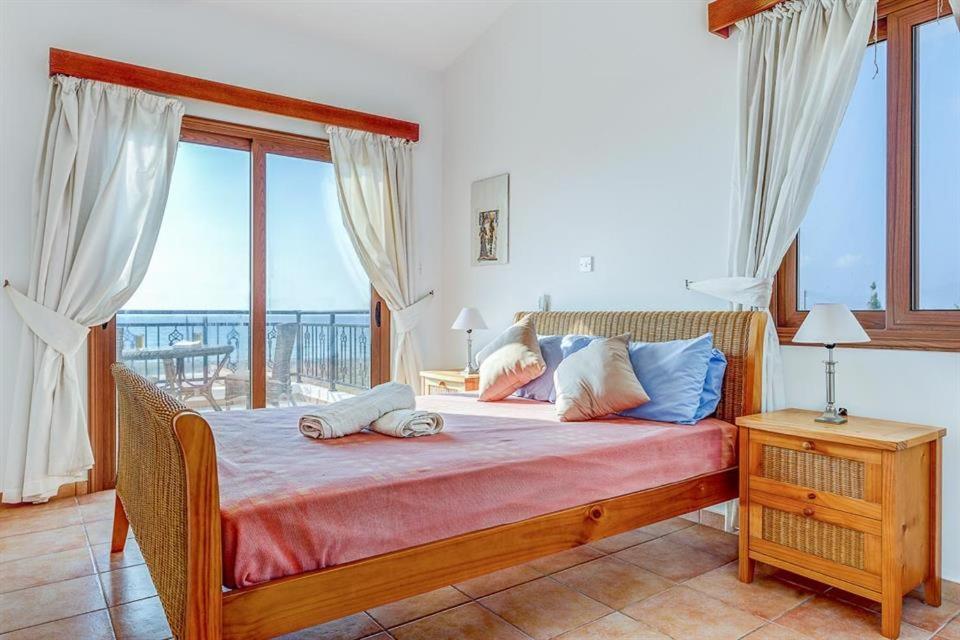 Argaka Beachfront Villa Paphos Exterior photo
